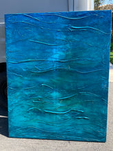 Artwork pick up and drop off at gallery