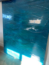 Artwork pick up and drop off at gallery