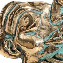"Kiss Me" by Mariella Morrone, Sculpture